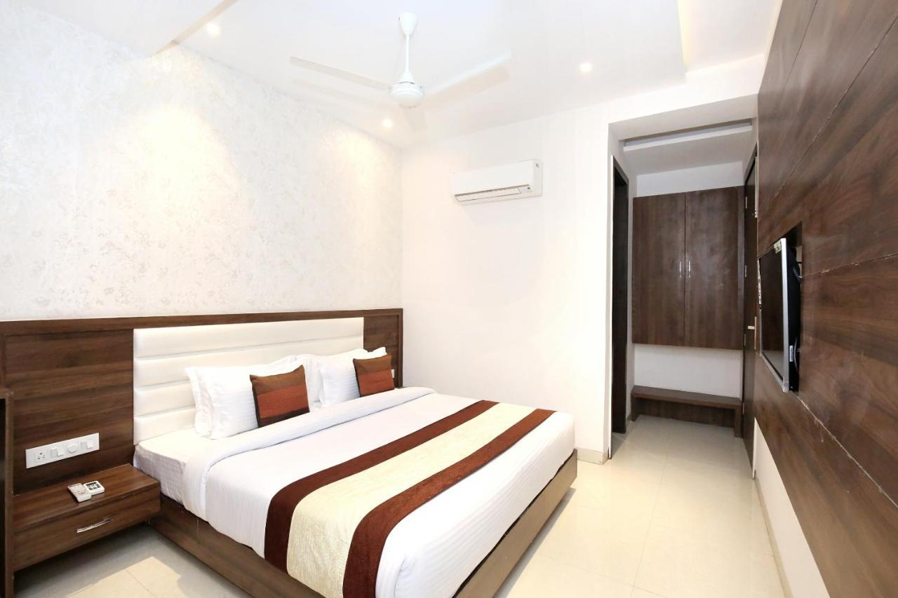 Oyo 11680 Hotel Grand Star Αμριτσάρ Εξωτερικό φωτογραφία