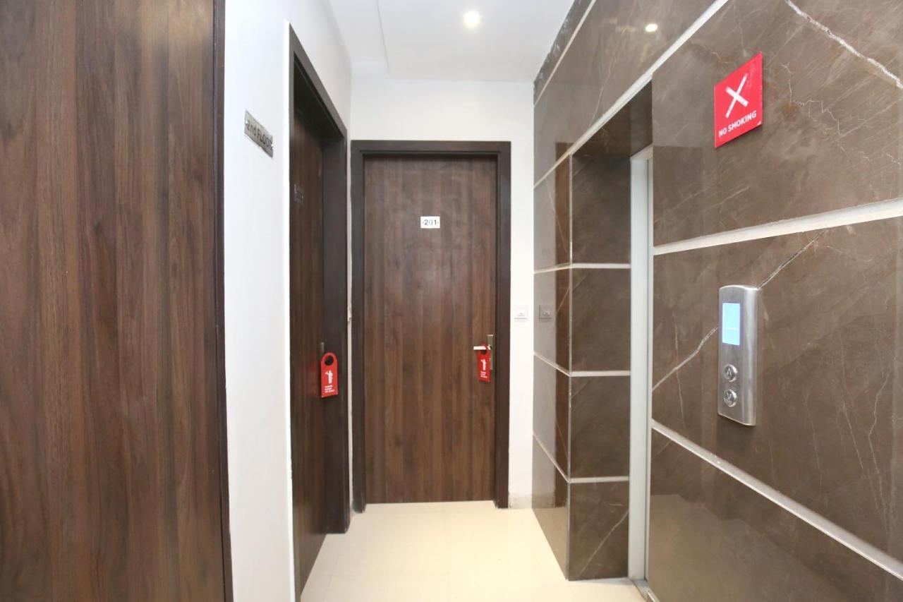 Oyo 11680 Hotel Grand Star Αμριτσάρ Εξωτερικό φωτογραφία